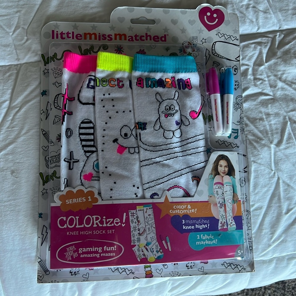 Knee high sock set